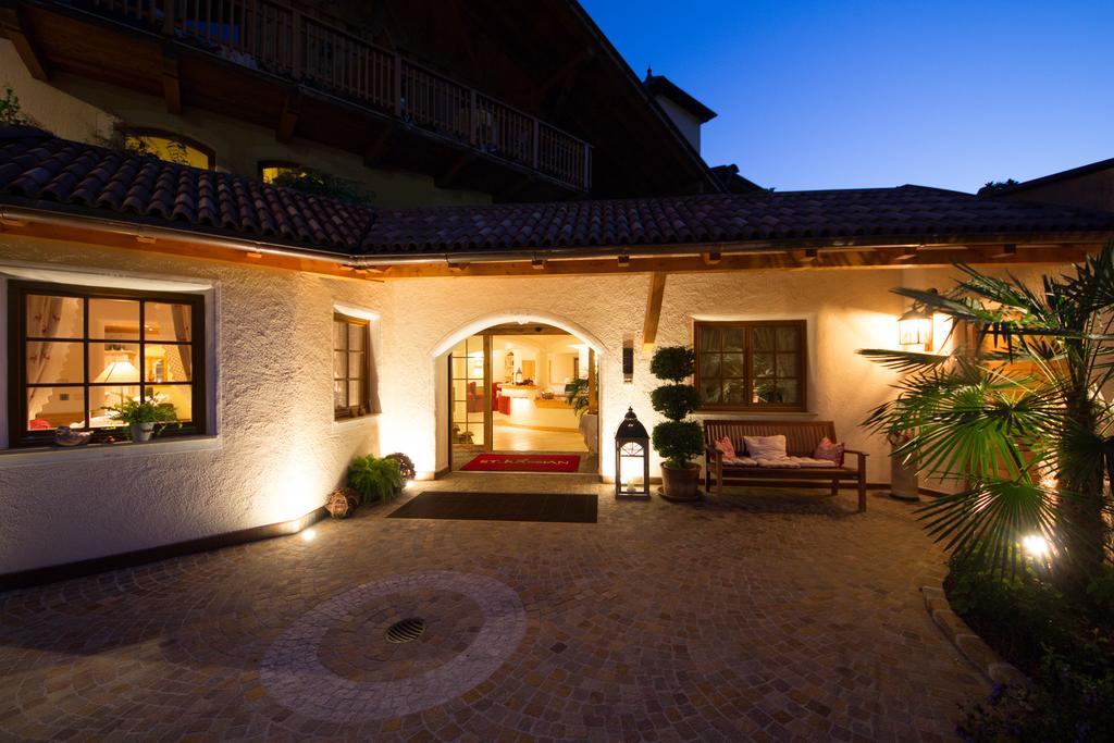 Hotel Kassian Lagundo Exterior photo